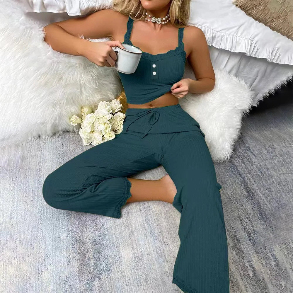 Autumn and winter new sleepwear set for European and American women fashionable and simple casual home wear sexy lace suspender